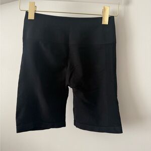 Alphalete Amplify Shorts